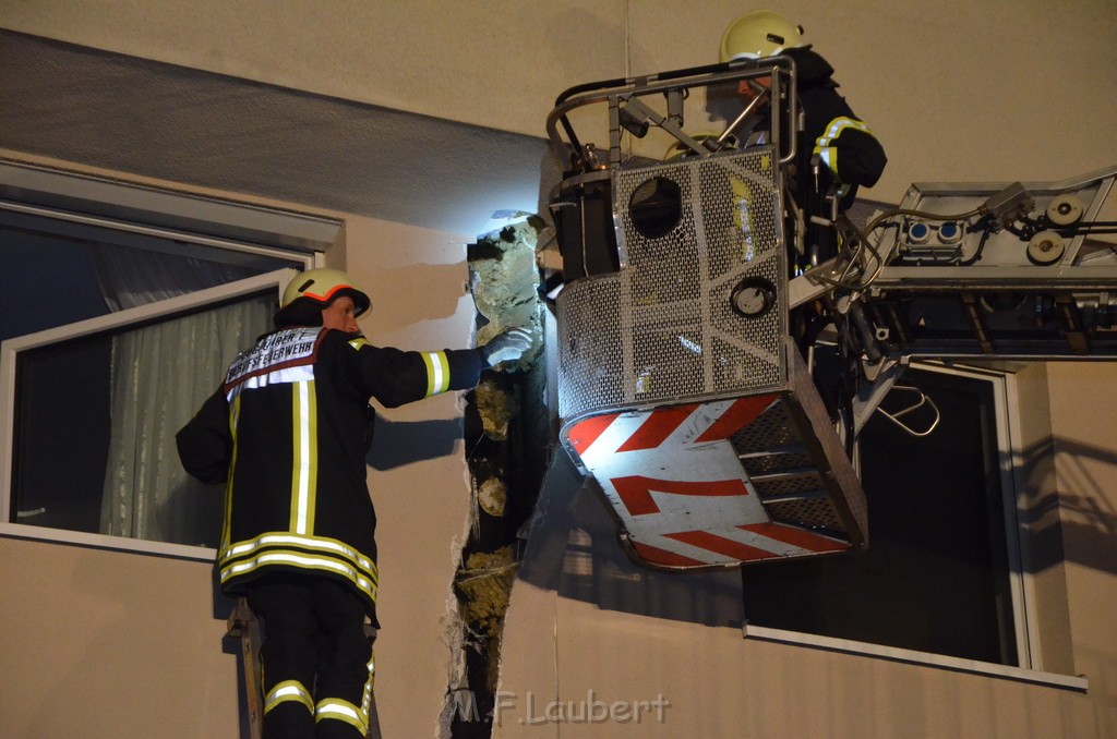 Feuer Koeln Porz Wahn Am Bahnhof P216.JPG - Miklos Laubert